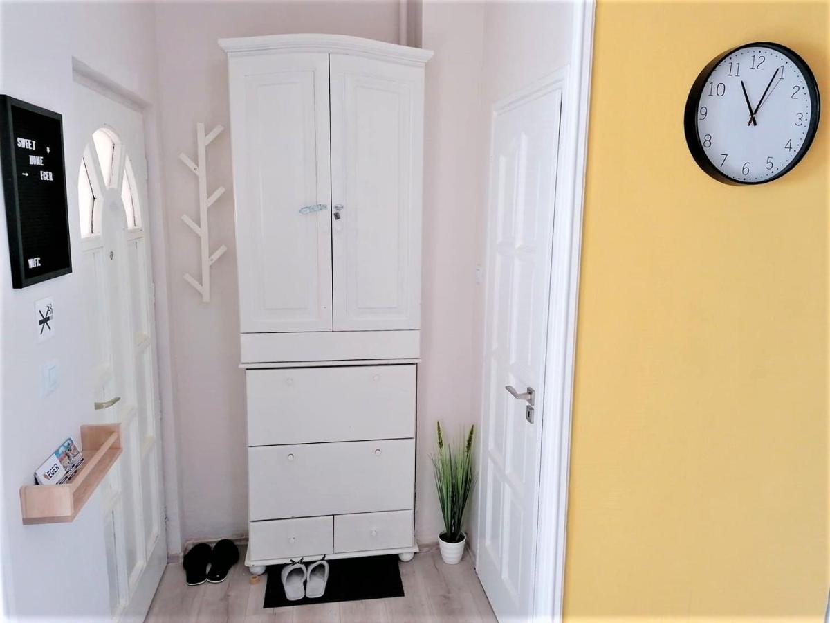 Sweet Central Apartment ,In The City Center Eger Buitenkant foto